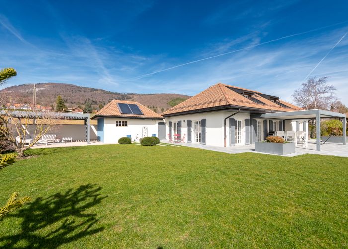 Charmante villa individuelle avec vue sur le lac, les Alpes et le Jura
