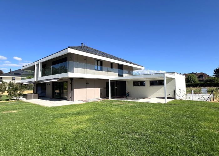 Magnifique maison jumelle neuve de 4.5 pièces avec grand jardin privatif